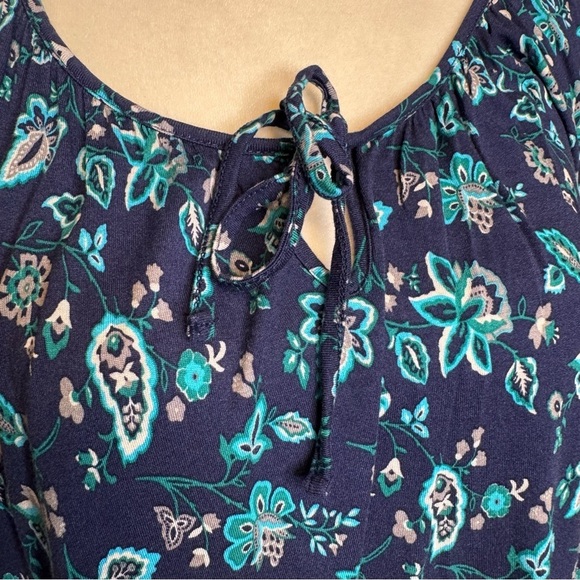 Old Navy Blue Floral Long Sleeve Tie Front Blouse 2XL - Picture 3 of 8